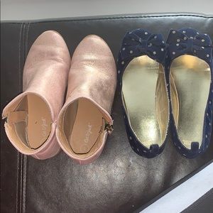Little girls shoes. 2 for the price of 1